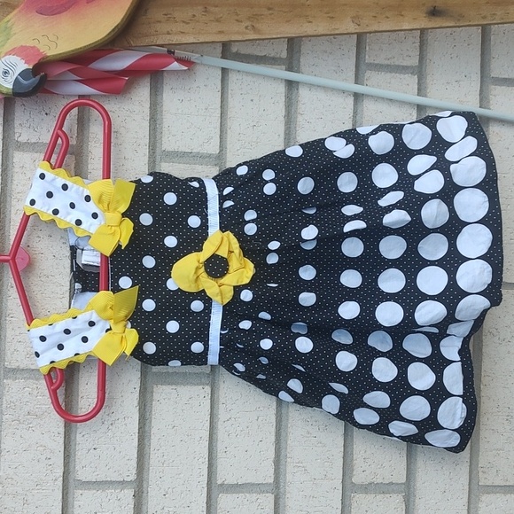 Polkadot Dress - Picture 2 of 12